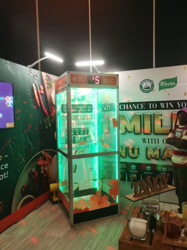 Money Shower - Image 7